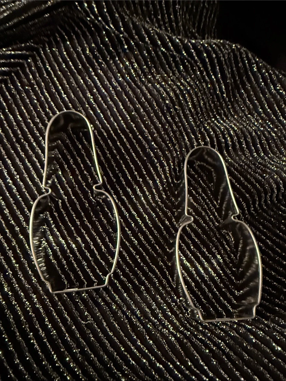 New Ann Clark Nailpolish stainless steel cookie cutter set of two